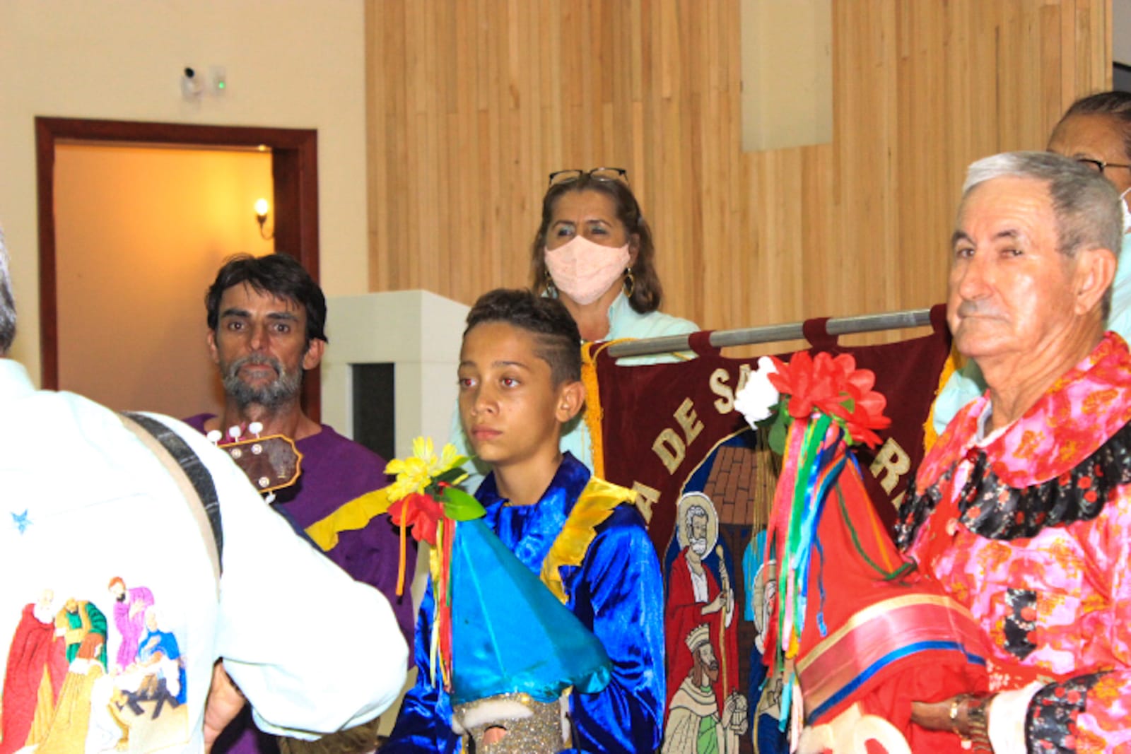 Palhaços durante a apresentação.jpeg