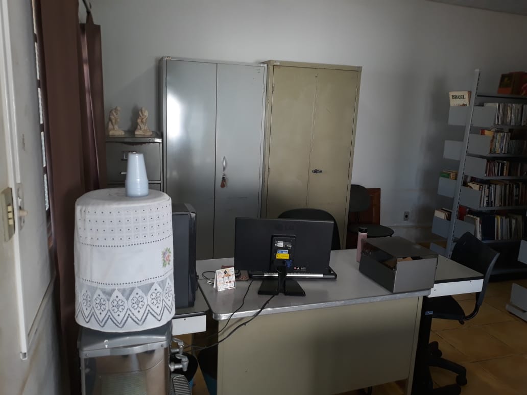 biblioteca (11).jpeg